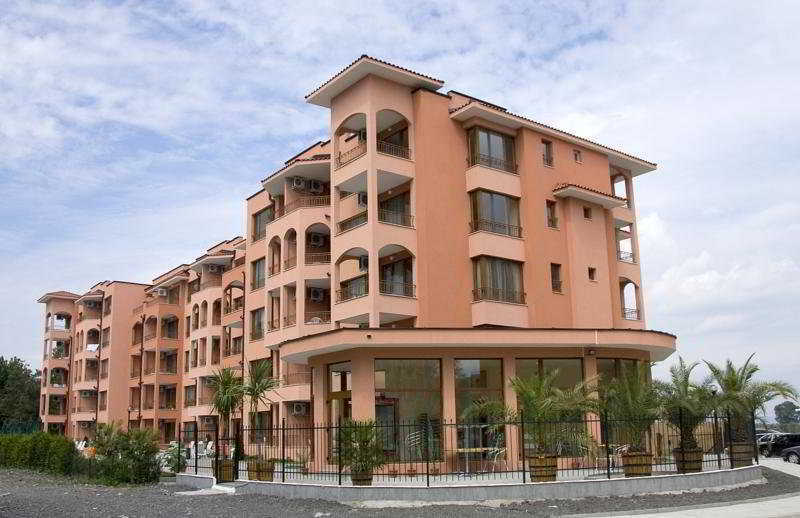 Sunflower Aparthotel Sunny Beach Esterno foto
